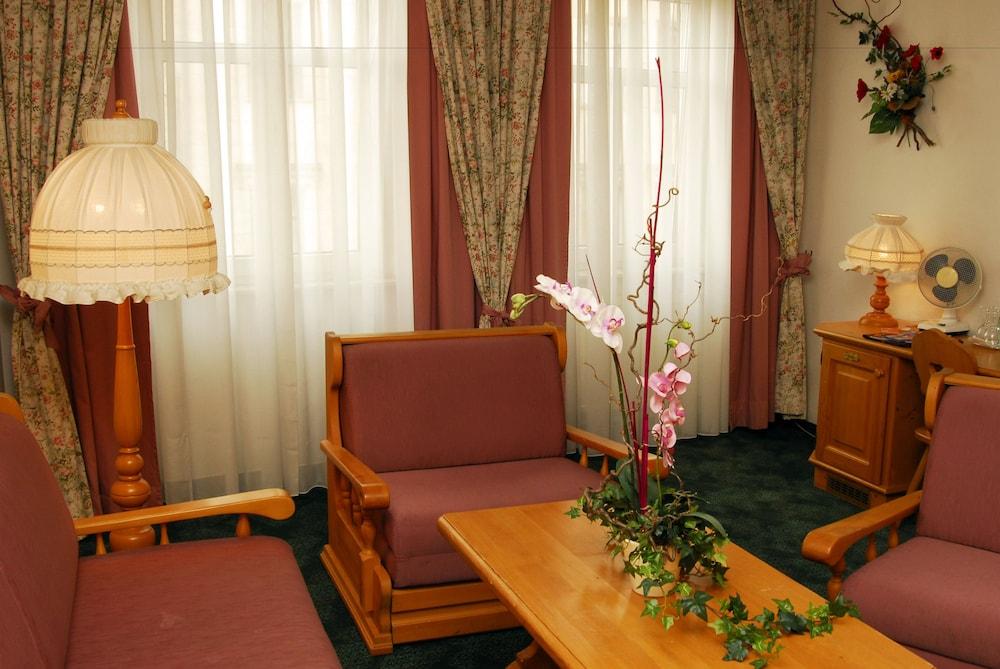 Am Josephsplatz Hotel 3*